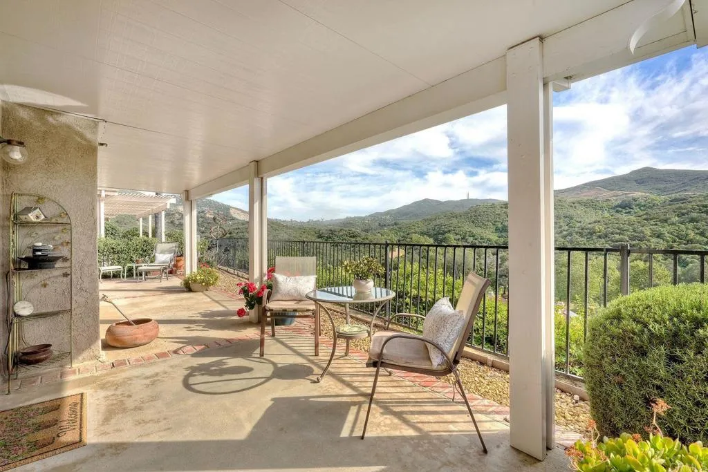 Additional image 90 of 28766 Vista Valley Dr, Vista, CA 92084