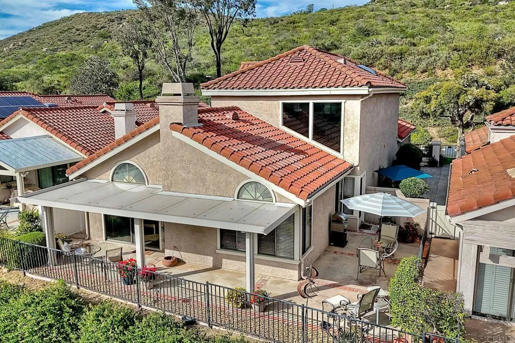 Additional image 115 of 28766 Vista Valley Dr, Vista, CA 92084