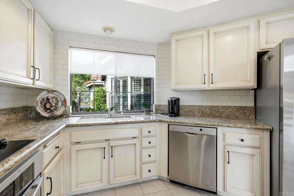 Additional image 87 of 28766 Vista Valley Dr, Vista, CA 92084