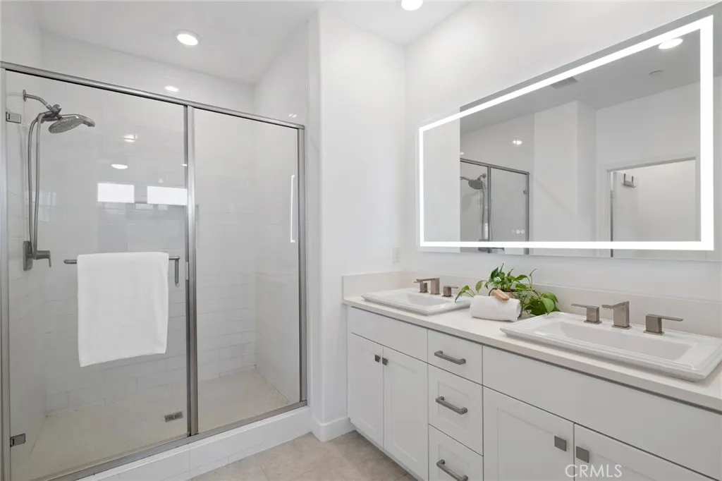 Additional image 17 of 258 Merit, Irvine, CA 92618