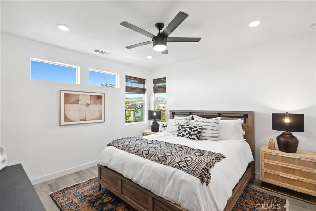 Additional image 15 of 258 Merit, Irvine, CA 92618