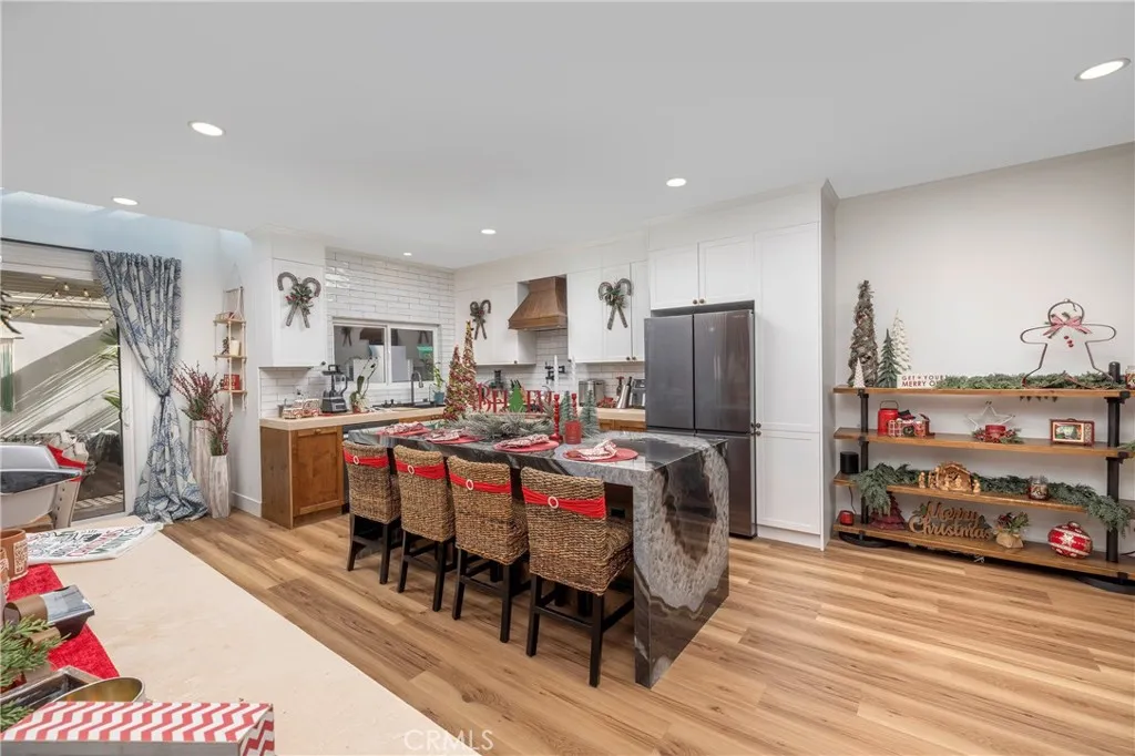 Additional image 10 of 7401 Seabluff Dr Unit 102, Huntington Beach, CA 92648