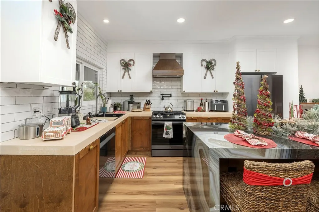 Additional image 40 of 7401 Seabluff Dr Unit 102, Huntington Beach, CA 92648