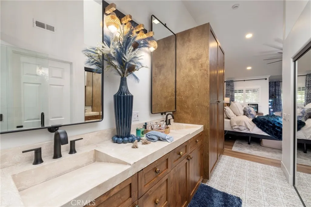 Additional image 54 of 7401 Seabluff Dr Unit 102, Huntington Beach, CA 92648