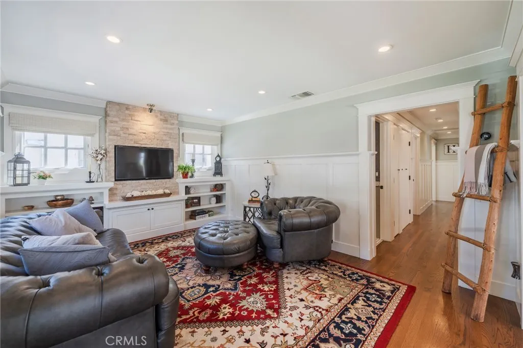 Additional image 10 of 523 S Illinois St, Anaheim, CA 92805