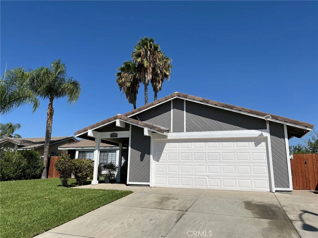 26224 Baldy Peak Drive, Menifee, CA 92586