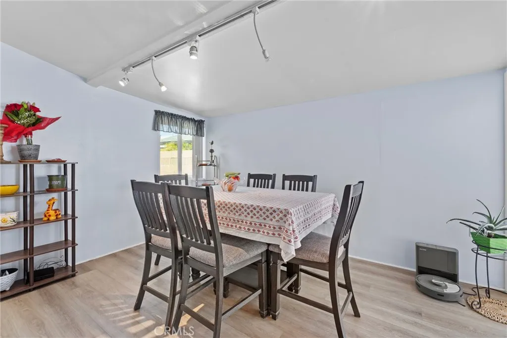 Additional image 12 of 541 Shasta Way, Hemet, CA 92543