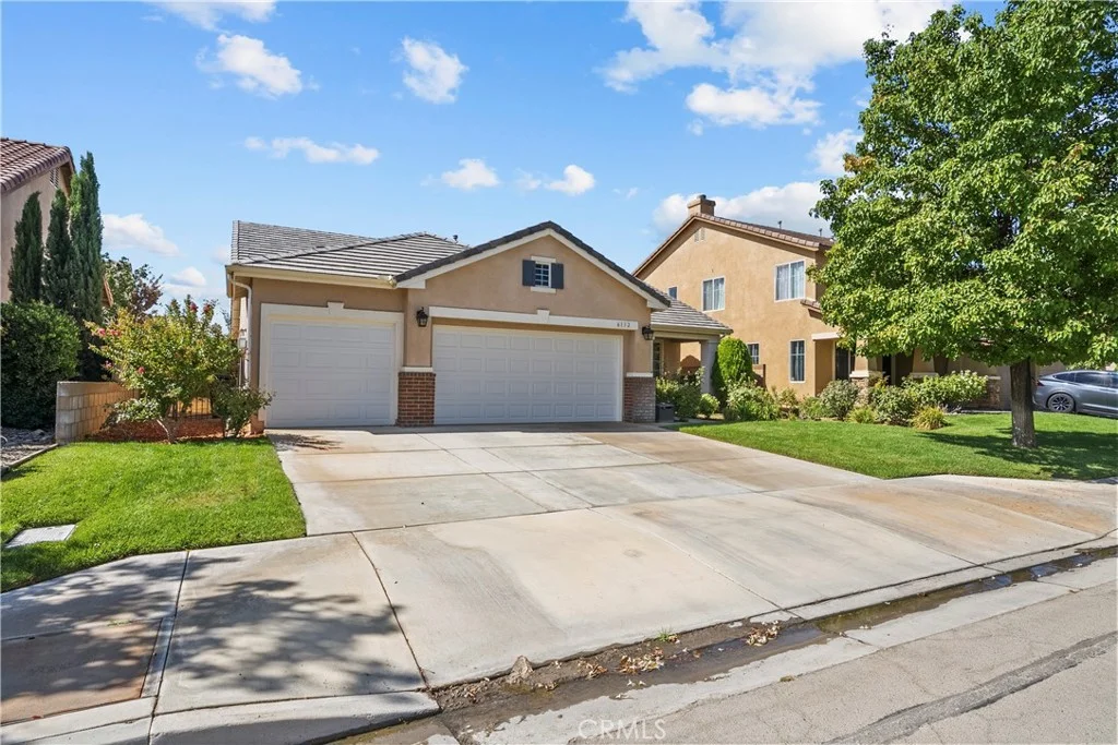 6132 W Avenue K6, Lancaster, CA 93536