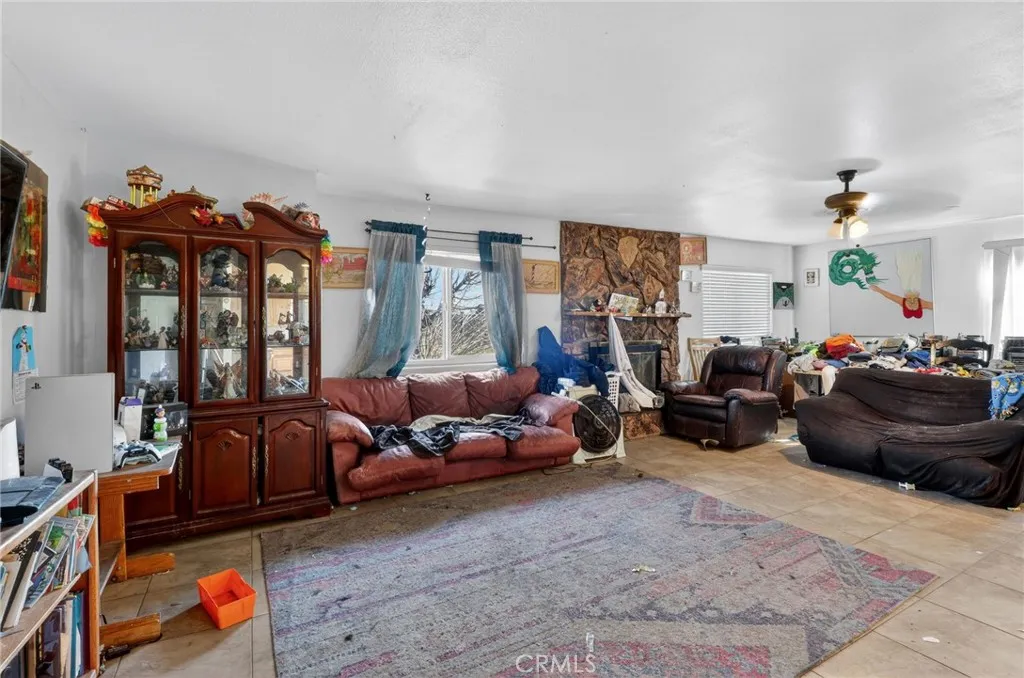 15190 Cheyenne Rd, Apple Valley, CA 92307