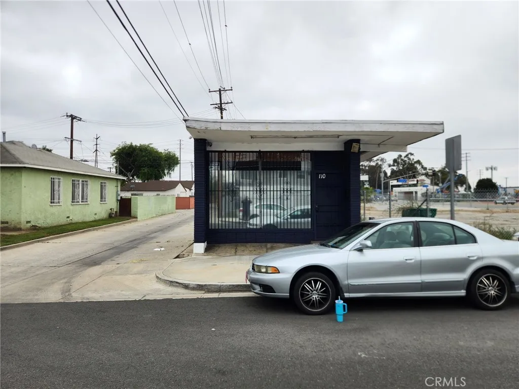 110 E Cambridge St, Long Beach, CA 90805