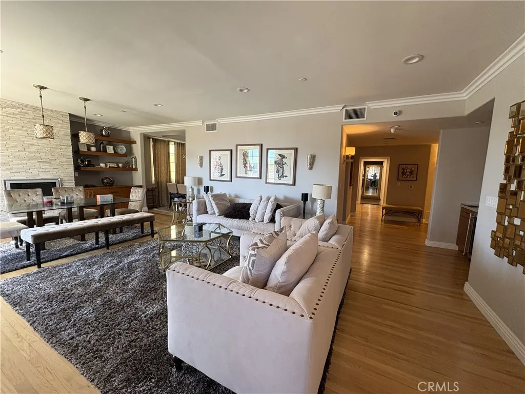 Additional image 38 of 10595 Ashton Avenue Unit 201, Los Angeles, CA 90024