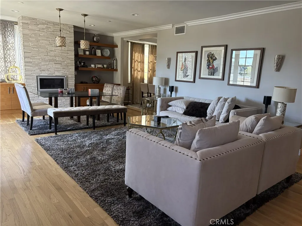 Additional image 5 of 10595 Ashton Avenue Unit 201, Los Angeles, CA 90024