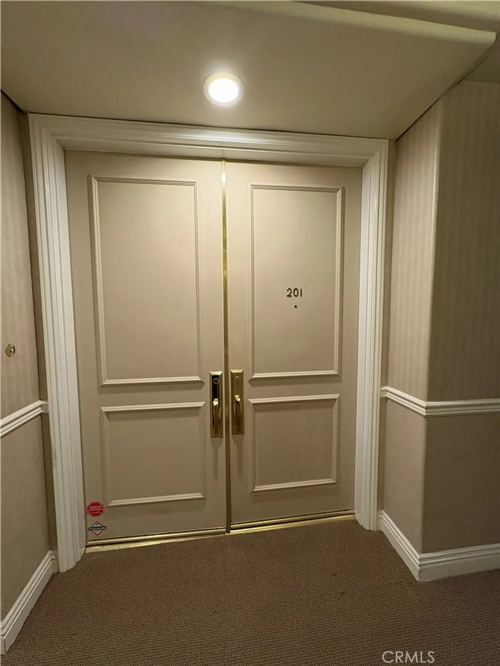 Additional image 3 of 10595 Ashton Avenue Unit 201, Los Angeles, CA 90024