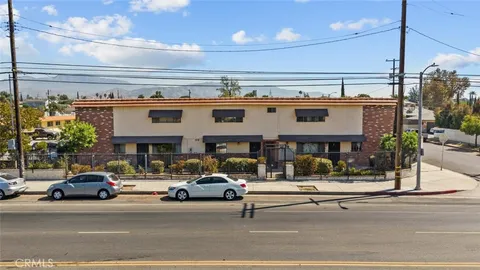 7904 Laurel Canyon Boulevard Unit 3, North Hollywood, CA MLS: GD25103618