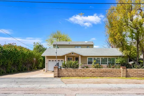 1756 N 1st St, El Cajon, CA MLS: PTP2502417