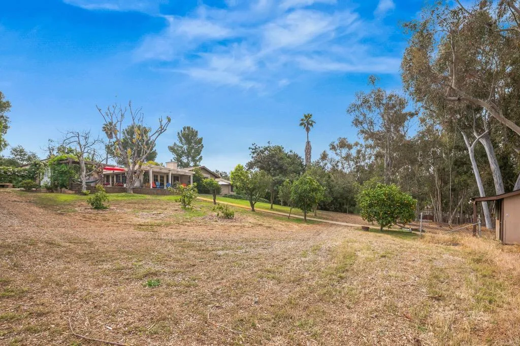 Additional image 113 of 1646 Tierra Libertia Road, Escondido, CA 92026