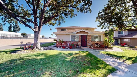 108 Stillman Way Unit 3, Upland, CA 91786 - MLS#: CV25011182