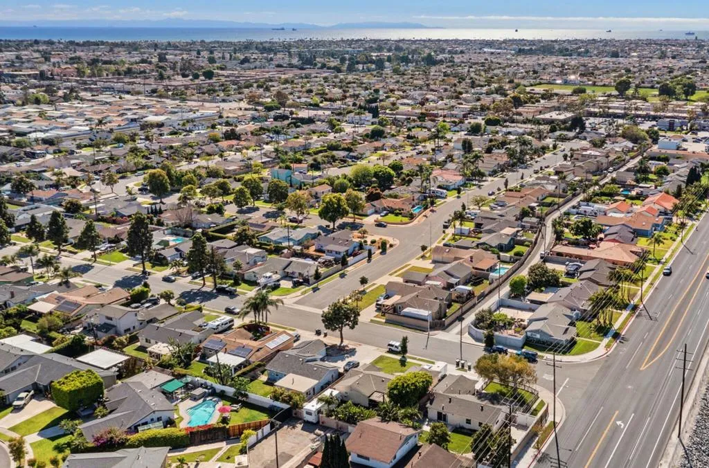 Additional image 52 of 16002 Warren Lane, Huntington Beach, CA 92649