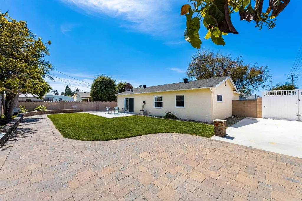 Additional image 32 of 16002 Warren Lane, Huntington Beach, CA 92649