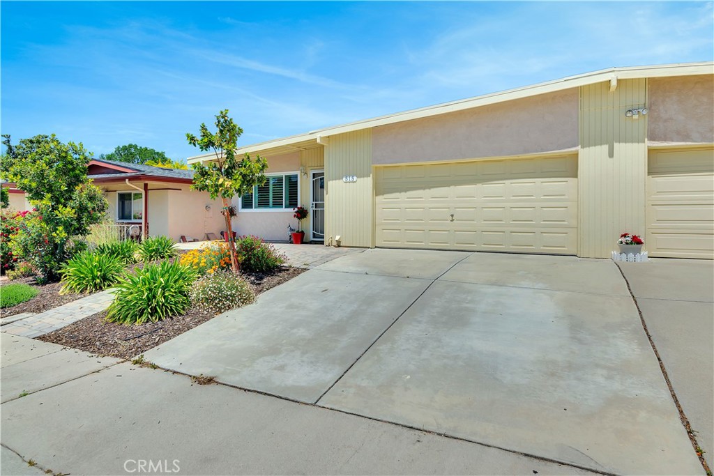 515 Queenanne Road, Paso Robles, CA 93446 - MLS#: NS23079607