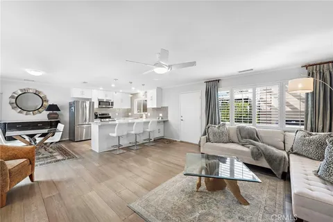 2033 Via Mariposa East Unit C, Laguna Woods, CA 92637 - MLS#: OC24242180