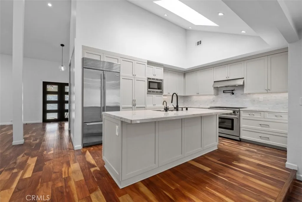 Additional image 15 of 3962 Mistral Dr, Huntington Beach, CA 92649