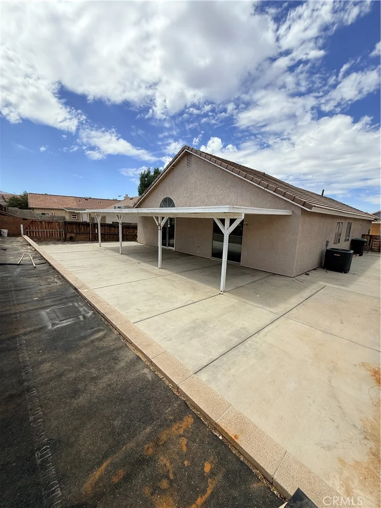 36902 Goldenview Way, Palmdale, CA 93552