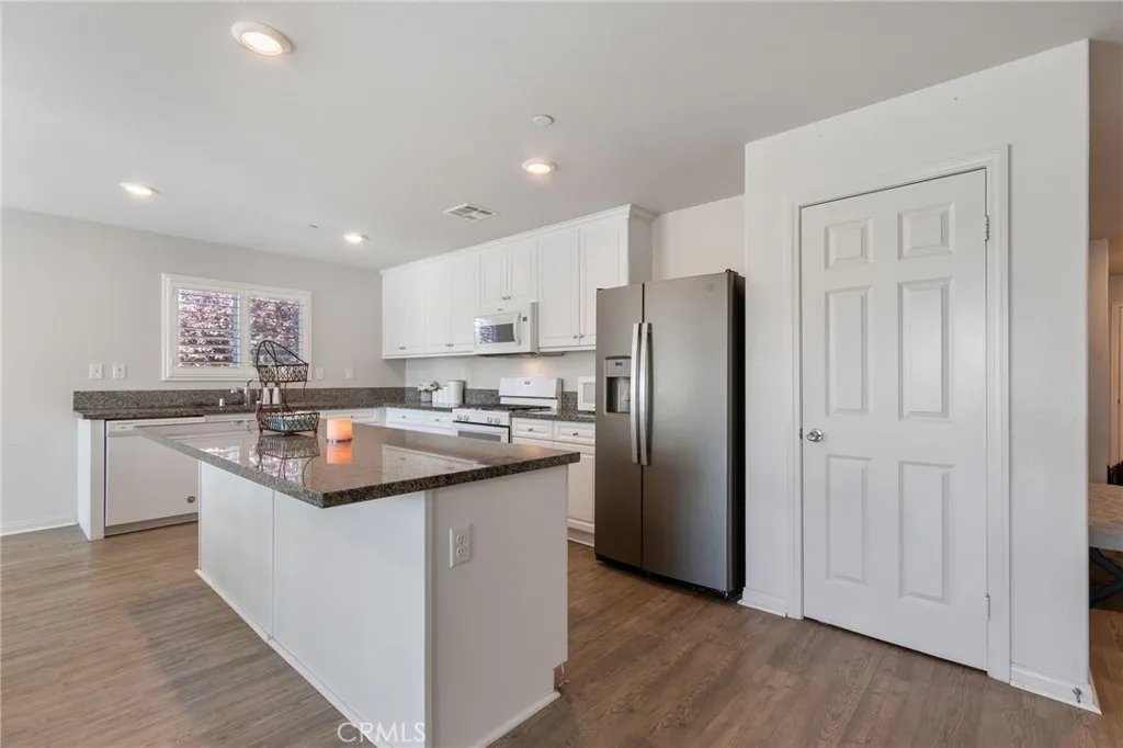 Additional image 46 of 44217 Shiloh Ln, Lancaster, CA 93535