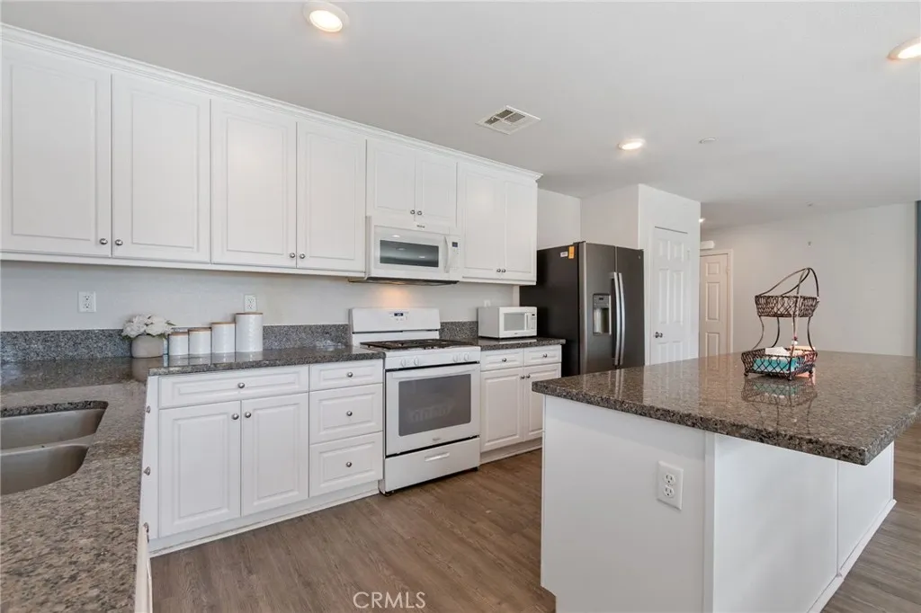 Additional image 16 of 44217 Shiloh Ln, Lancaster, CA 93535