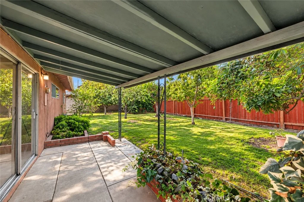 3261 Wallingham Drive, Riverside, CA 92503 photo 4