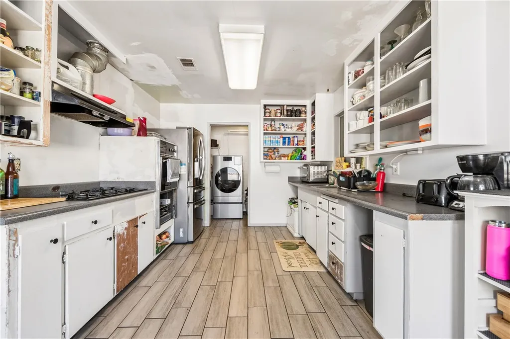 Additional image 11 of 10271 Garrett Road, Stanton, CA 90680