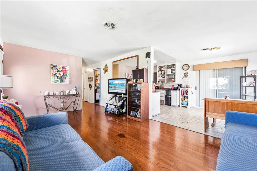 Additional image 7 of 10271 Garrett Road, Stanton, CA 90680