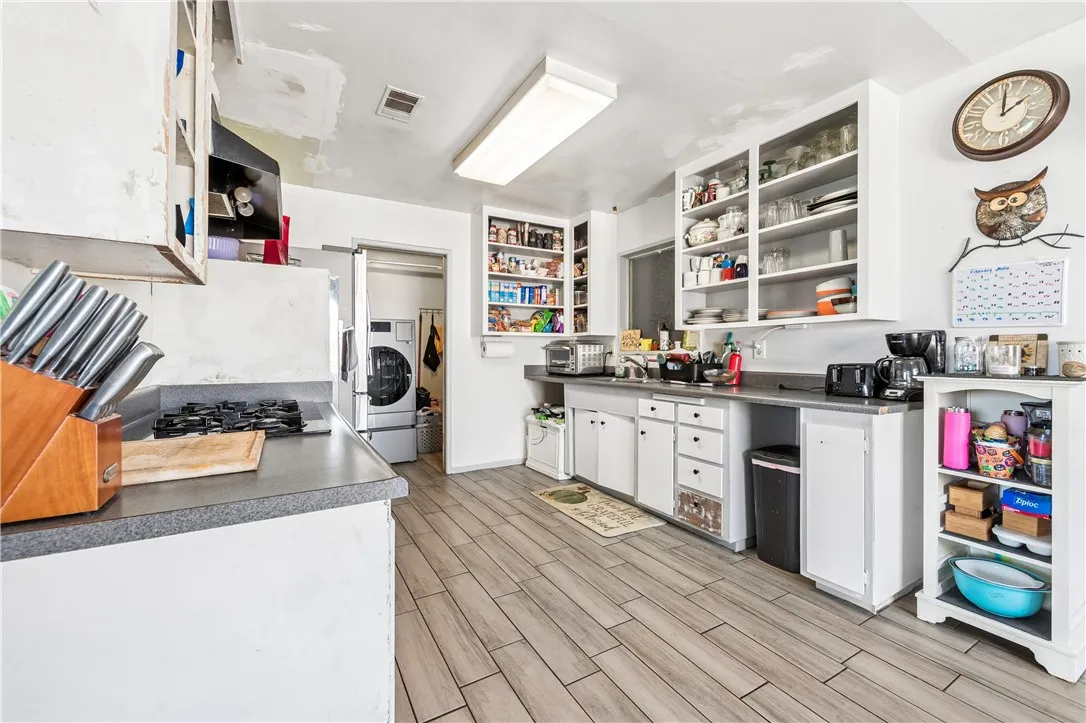 Additional image 46 of 10271 Garrett Road, Stanton, CA 90680