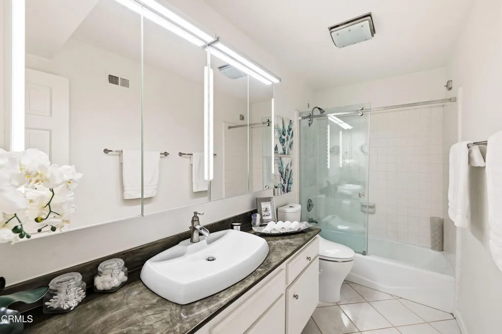 Additional image 30 of 1140 Manhattan Beach Boulevard Unit D, Manhattan Beach, CA 90266