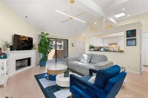345 Avocado Street Unit 201B, Costa Mesa, CA MLS: PW25082013