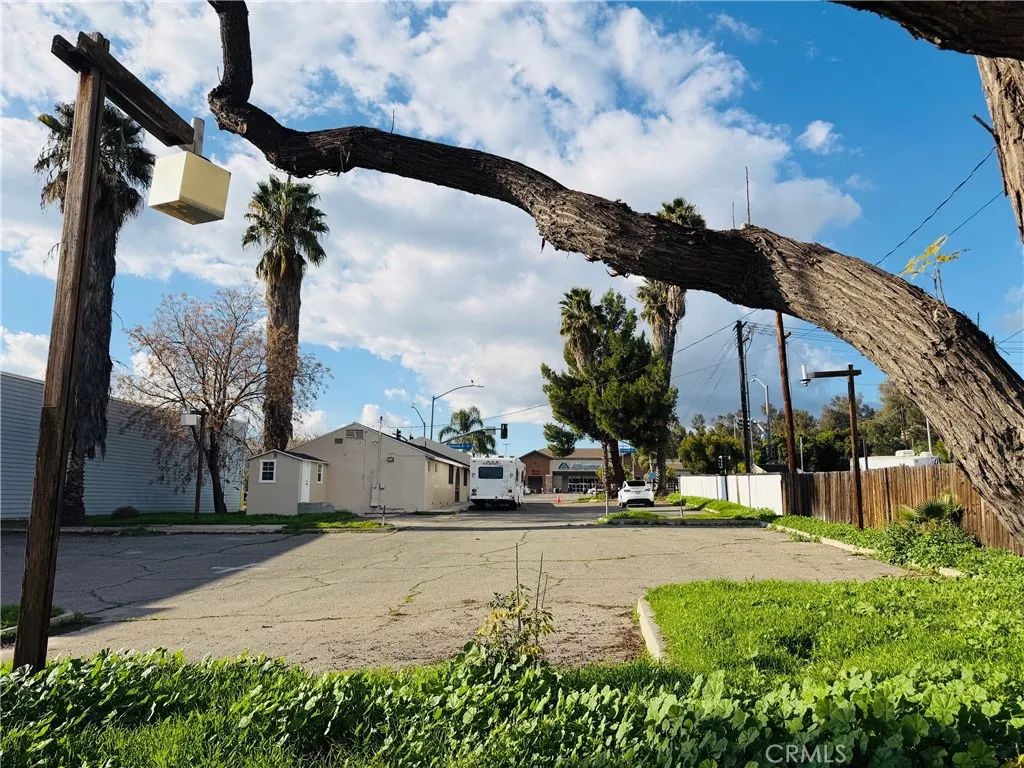 Additional image 52 of 30830 Riverside St, Lake Elsinore, CA 92530