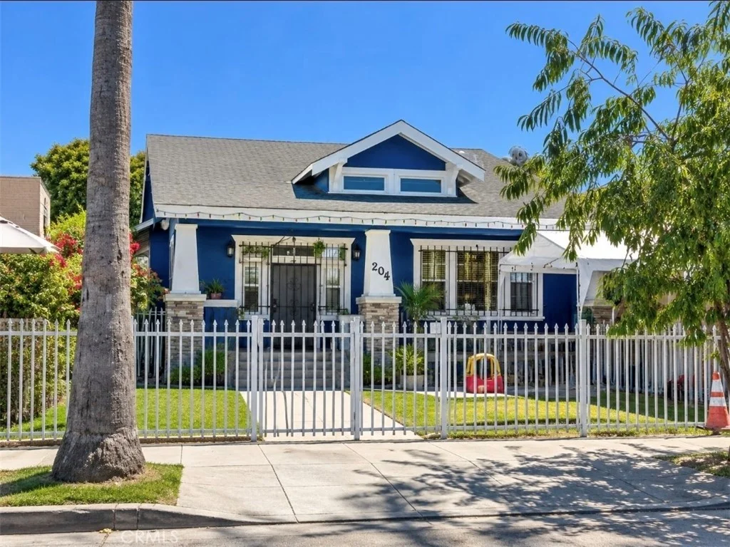 204 W 65th St, Los Angeles, CA 90003