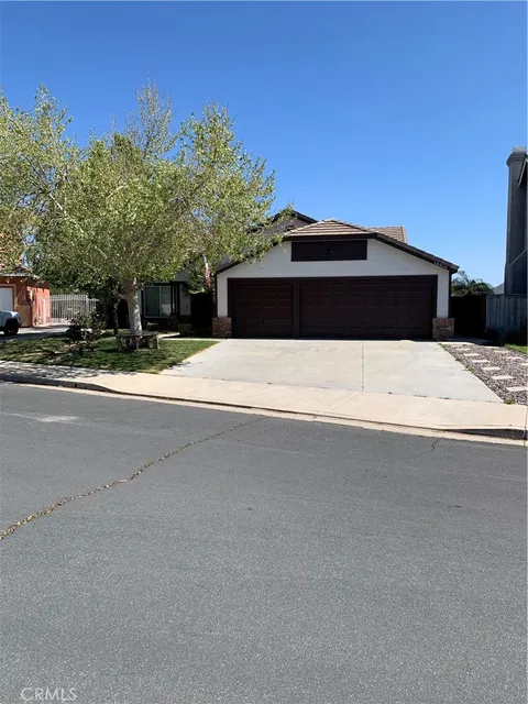 18810 Oakview Way, Lake Elsinore, CA MLS: SW25086278