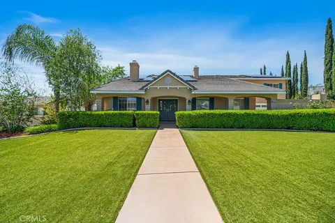 6538 Applewood Street, Highland, CA MLS: SW25105552