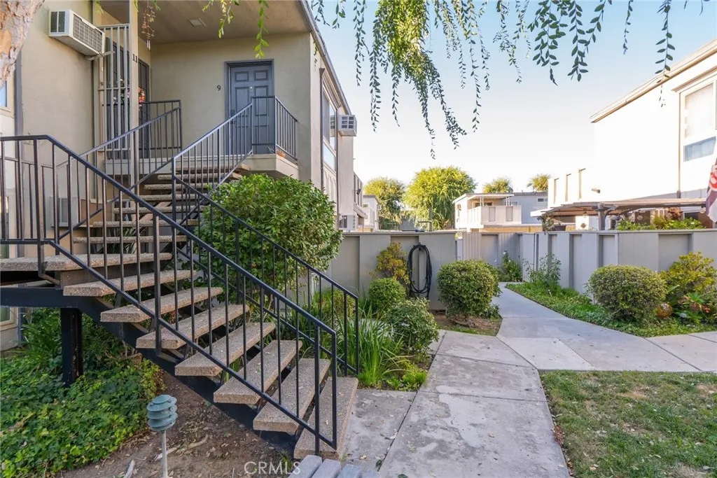 Additional image 3 of 6041 Fountain Park Street Unit 9, Woodland Hills, CA 91367