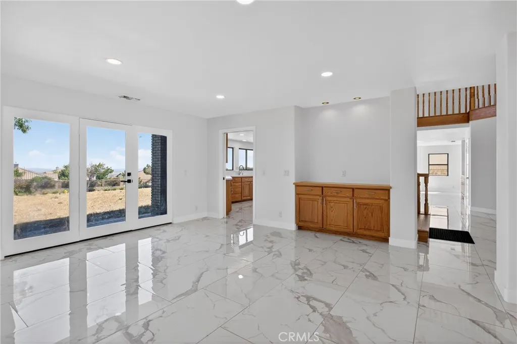 Additional image 26 of 6841 Granada Dr, Palmdale, CA 93551
