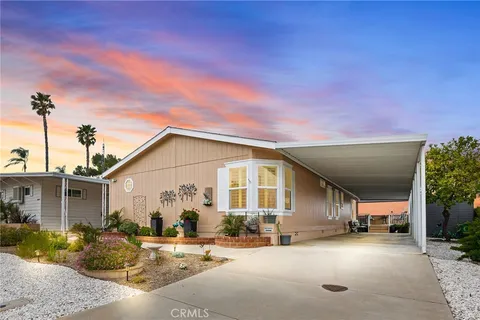38625 Via Azul, Murrieta, CA MLS: SW25068478