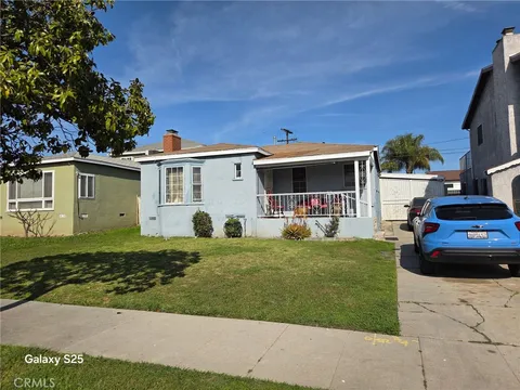 10404 S Gramercy Place, Los Angeles, CA MLS: DW25079015