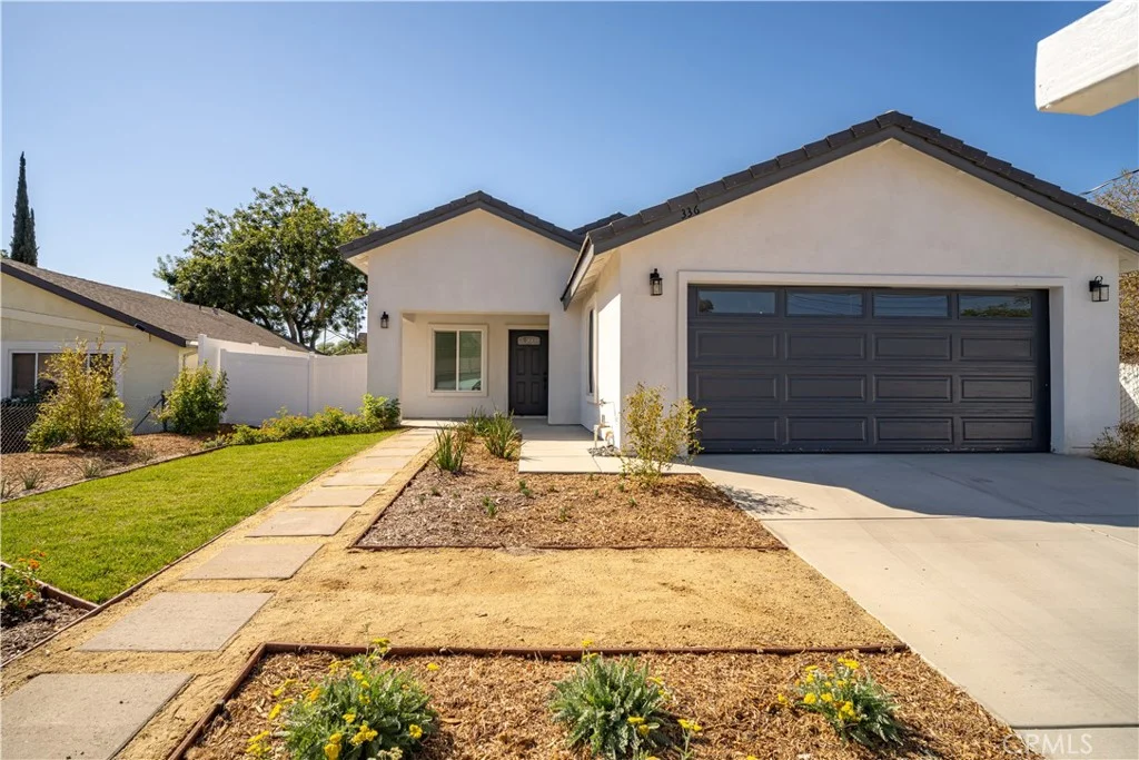 336 E Mead St, San Jacinto, CA 92583 photo 3