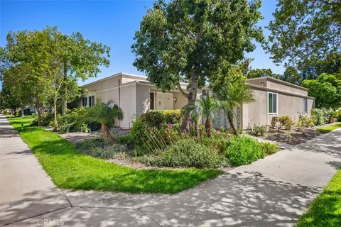321 Avenida Carmel Unit H, Laguna Woods, CA 92637 - MLS#: OC25083800
