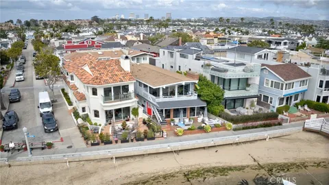 300 South Bayfront, Newport Beach, CA MLS: NP25091242