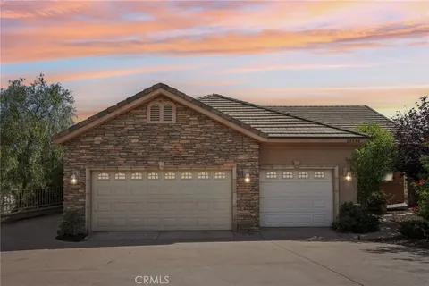 28846 Yosemite Place, Canyon Lake, CA MLS: SW25092961