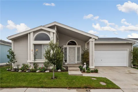 19954 Canyon View Drive, Canyon Country, CA MLS: SR25072583