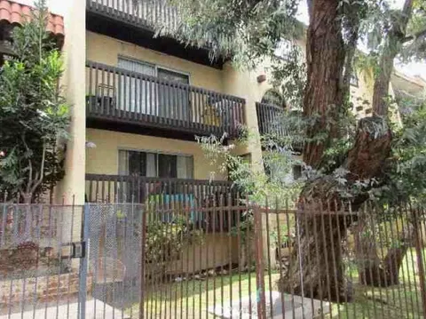 730 N Eucalyptus Avenue Unit 1, Inglewood, CA MLS: IV25050097