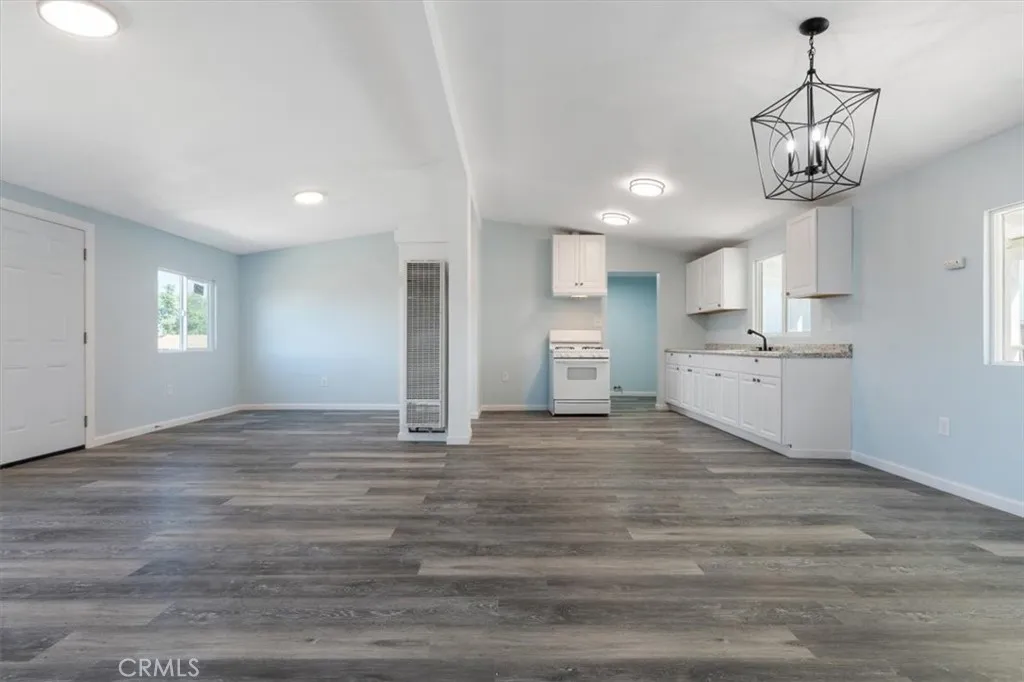 Additional image 33 of 108 2nd Street, Taft, CA 93268